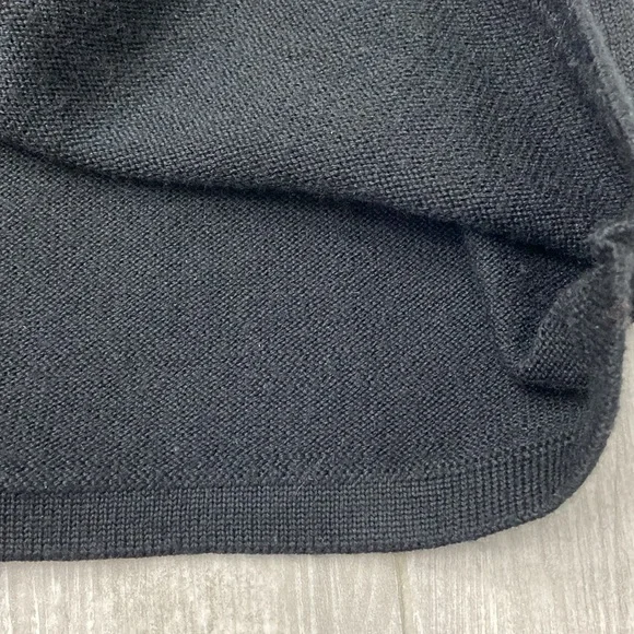 Caroll knit sweater dress like new! - Picture 7 of 12